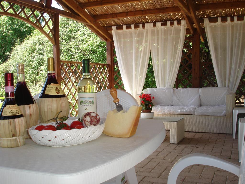 Casole dʼElsa Giulia Superior Apartment Shared Pool Wi-Fi מראה חיצוני תמונה