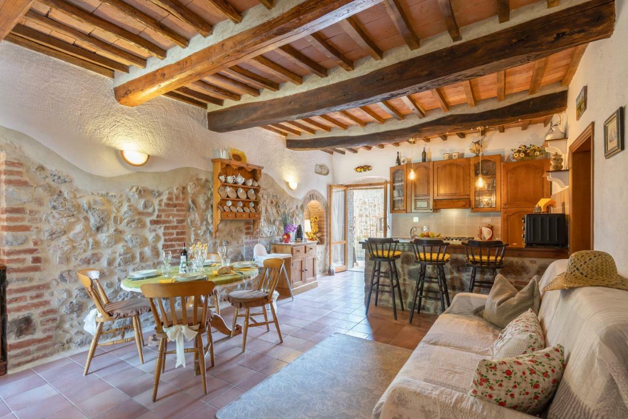 Casole dʼElsa Giulia Superior Apartment Shared Pool Wi-Fi מראה חיצוני תמונה